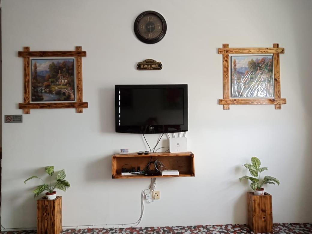 Homestay Camelia Kuala Terengganu - Seroja House Luaran gambar