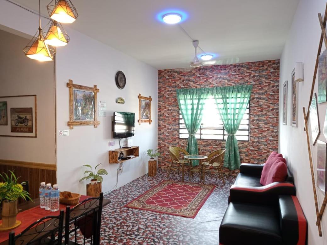 Homestay Camelia Kuala Terengganu - Seroja House Luaran gambar