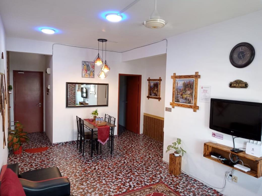 Homestay Camelia Kuala Terengganu - Seroja House Luaran gambar